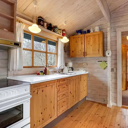 Casa vacanze Stunning In Aakirkeby With Wifi *
