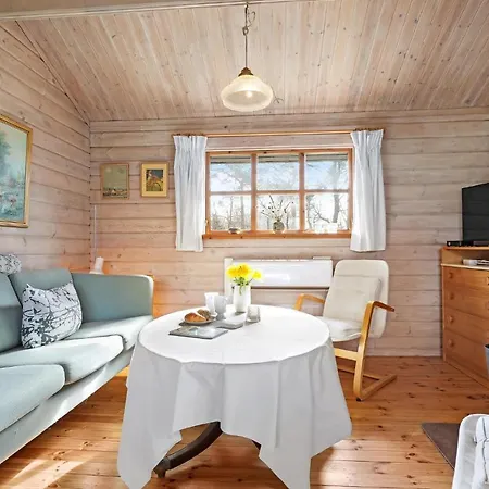Stunning In Aakirkeby With Wifi Casa vacanze
