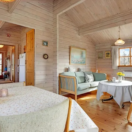 Stunning In Aakirkeby With Wifi Casa vacanze *